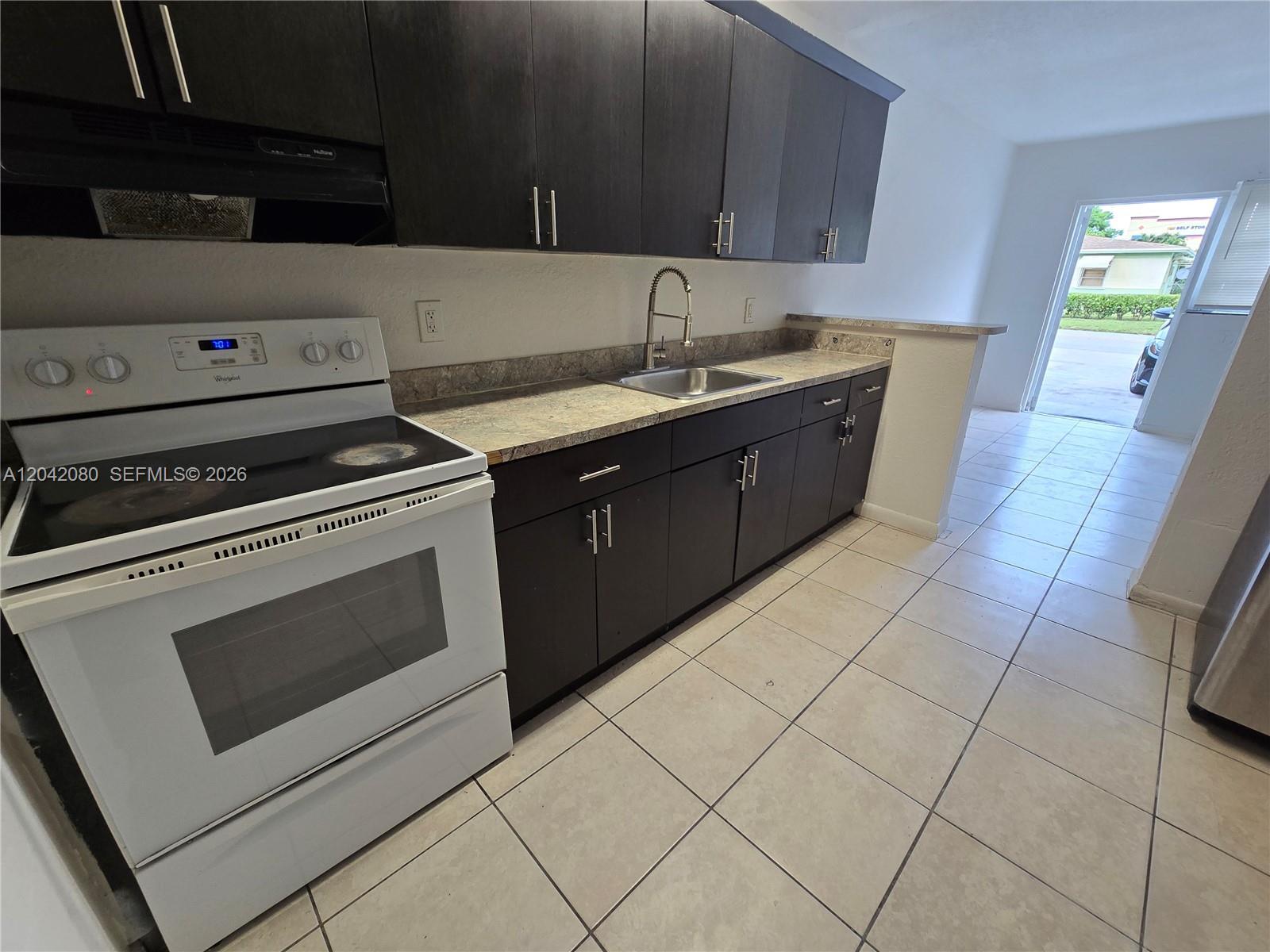 2203 Taft St # B, Hollywood FL 33020 photo 4
