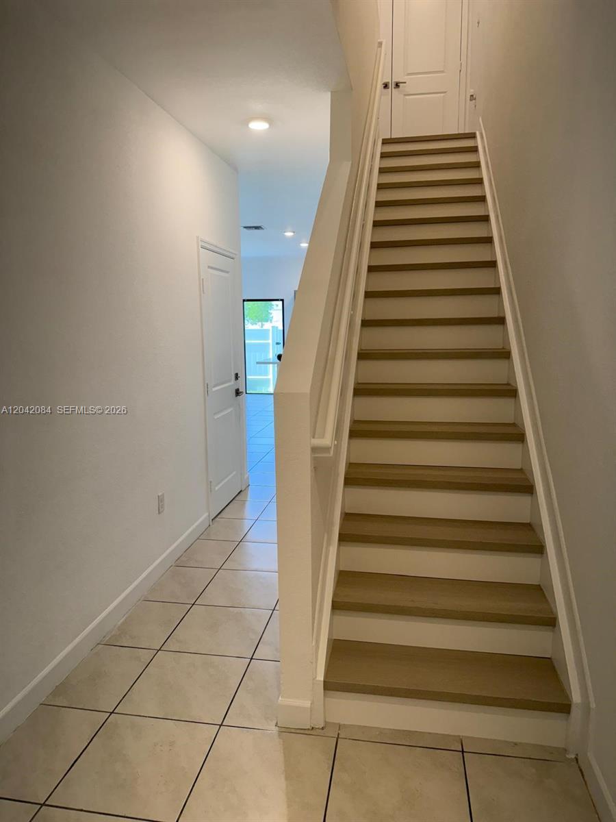 669 SW 11th St, Florida City FL 33034 photo 5
