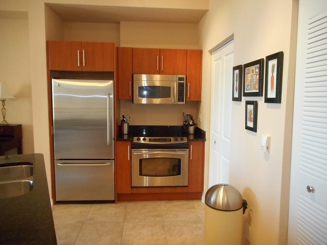 600 S Dixie Highway # 452, West Palm Beach FL 33401 photo 3