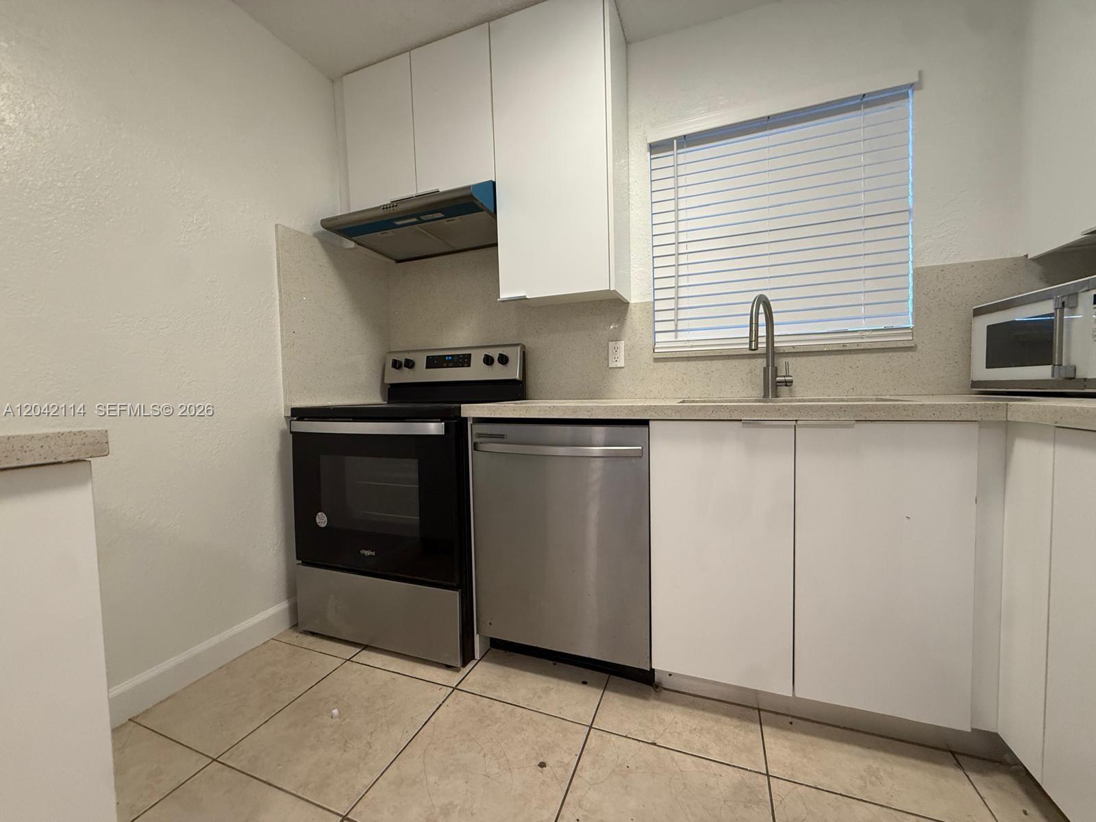 400 NW 65 # 202, Margate FL 33063 photo 2