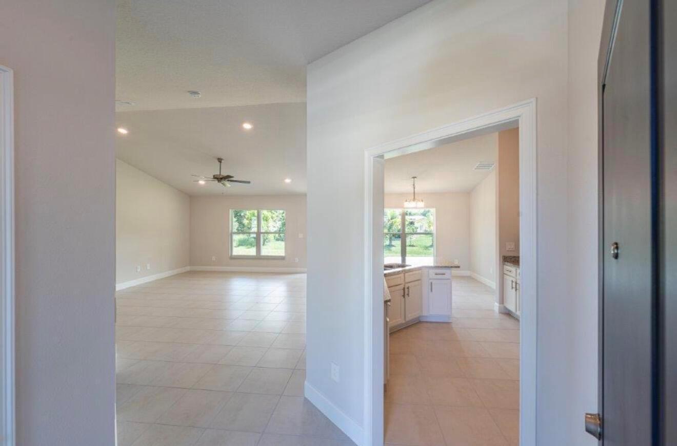 7903 Penny Lane, Fort Pierce FL 34951 photo 2