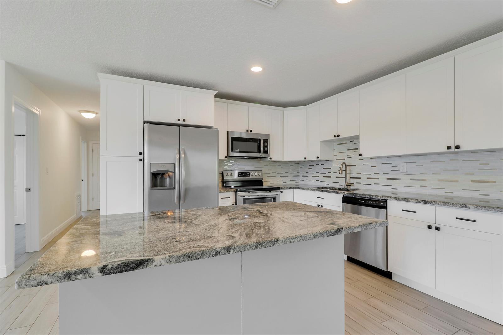816 Juniper Drive, North Palm Beach FL 33408 photo 4