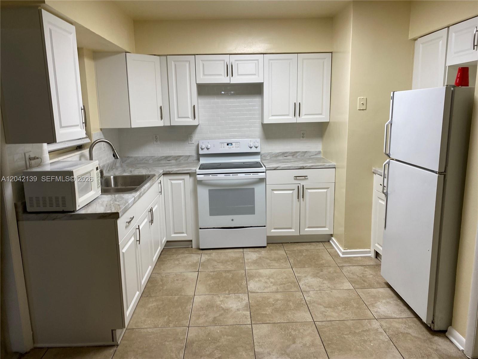 2901 NW 50th St, Miami FL 33142