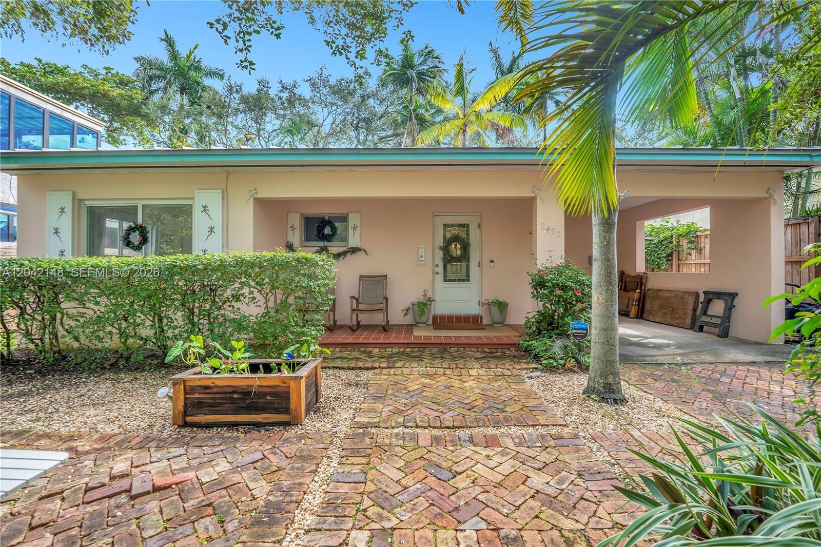 2490 Abaco Ave, Miami FL 33133 photo 3