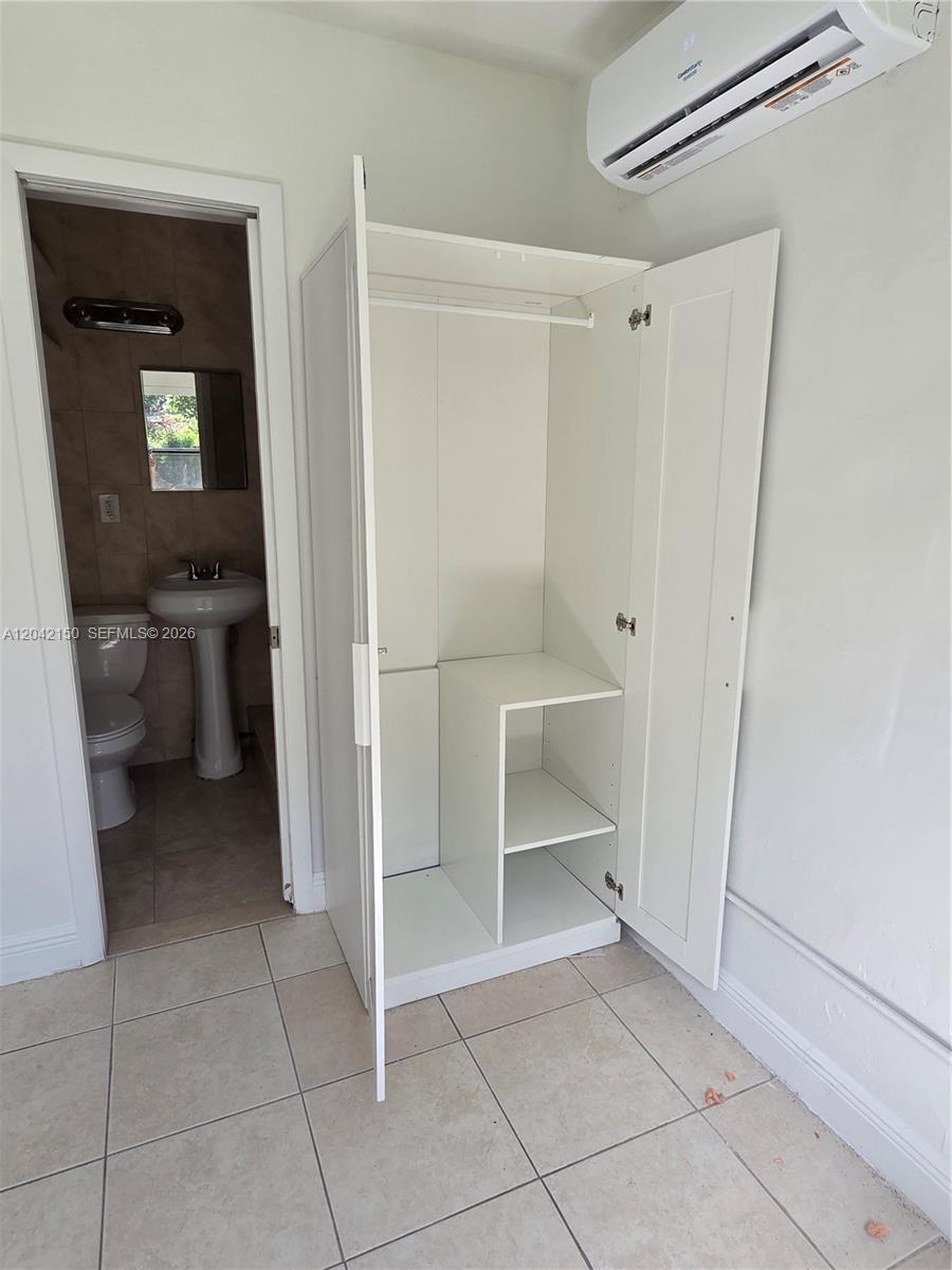 16 Allen Rd, West Park FL 33023 photo 5
