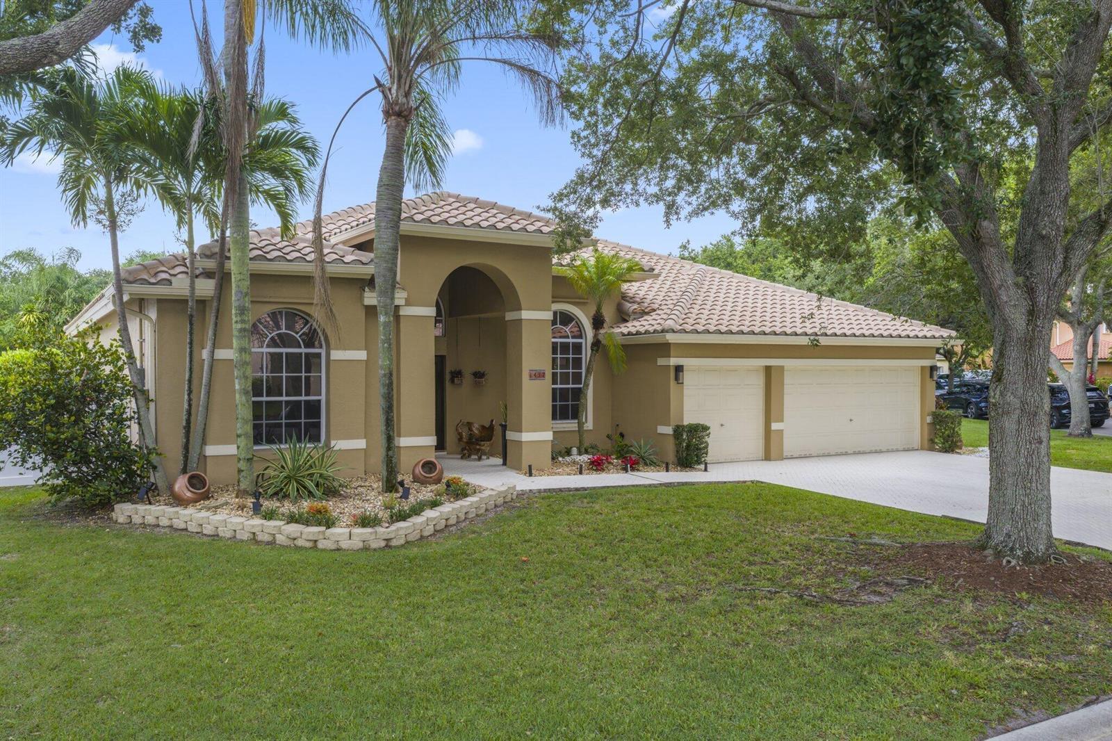 1437 NW 102nd Drive, Coral Springs FL 33071 photo 3