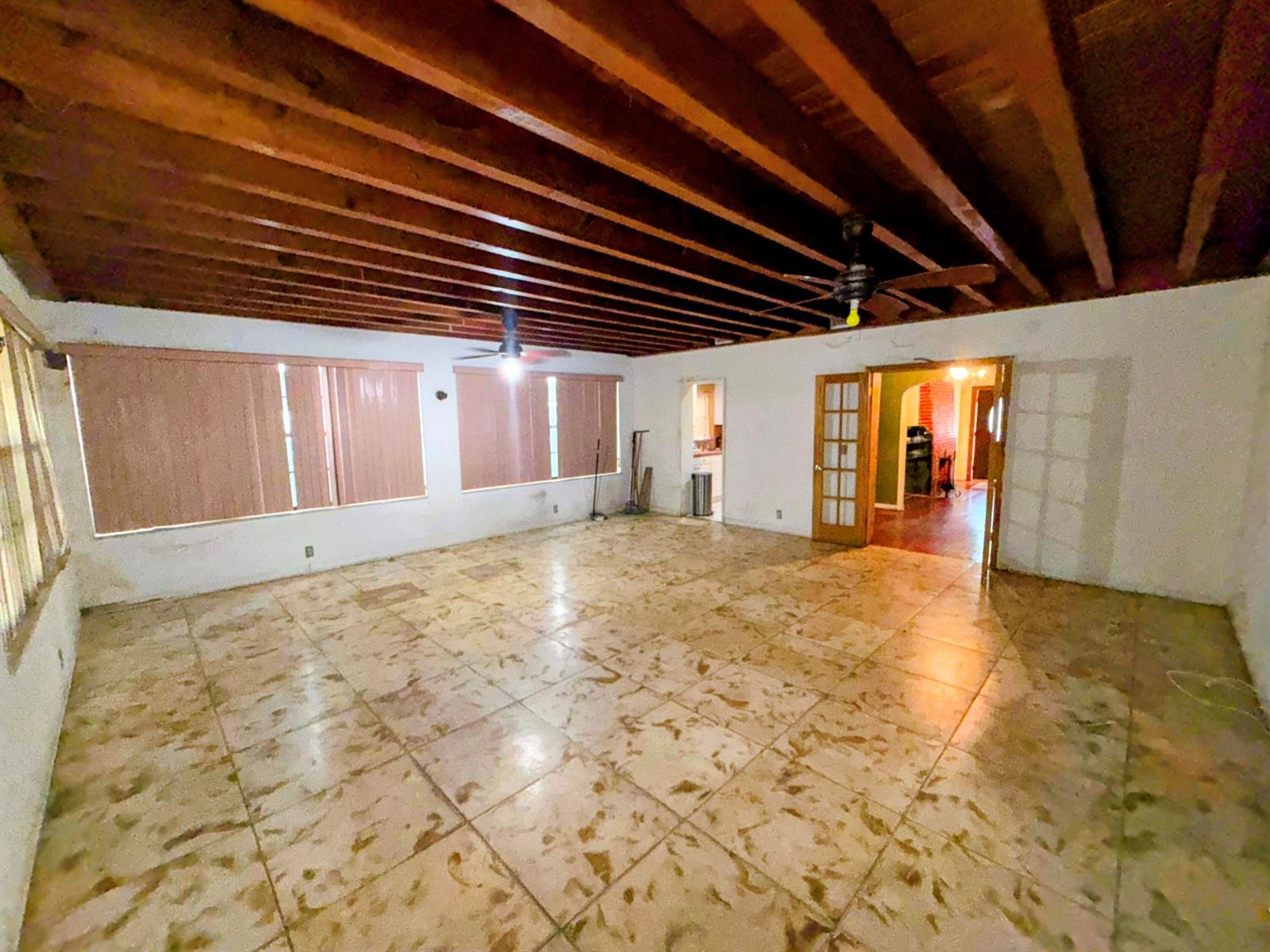 424 NE 72nd Street, Miami FL 33138 photo 2