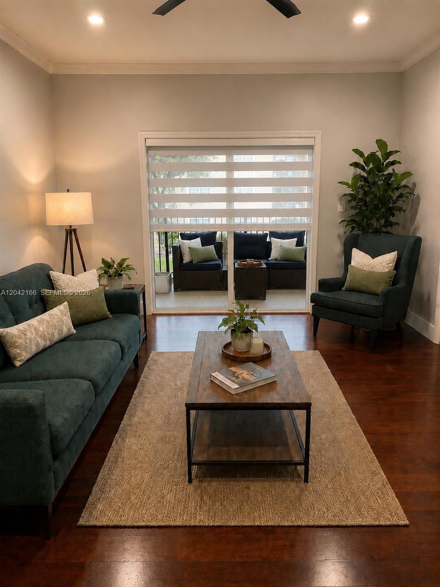 Pembroke Pines, FL 33025