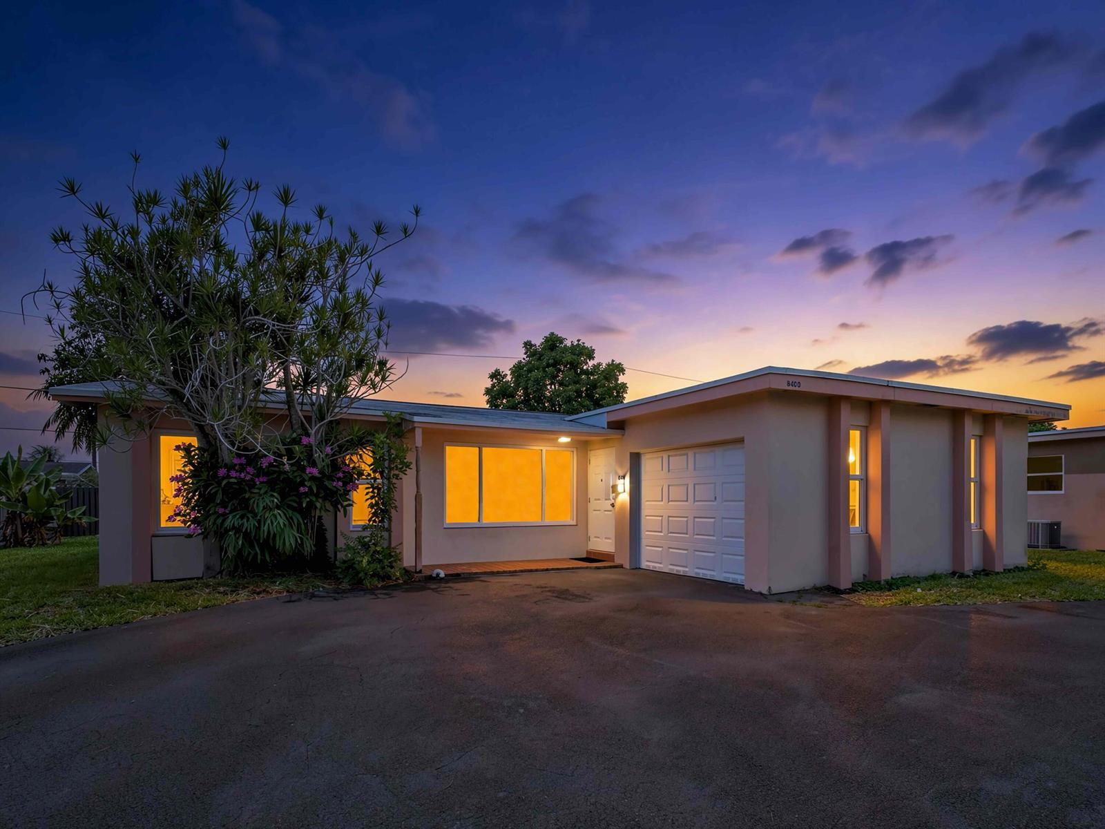 8400 Sunset Strip, Sunrise FL 33322