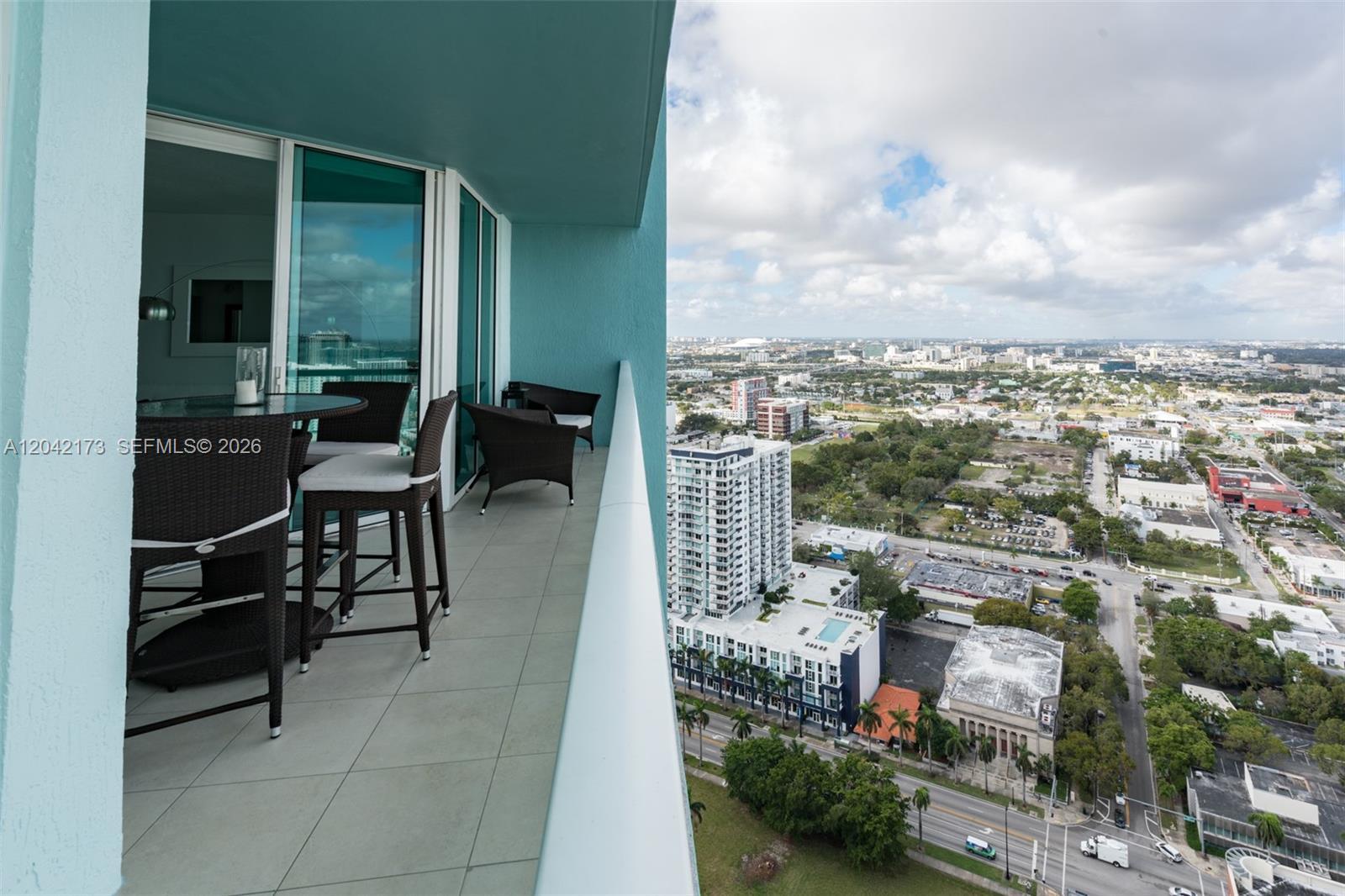 Miami, FL 33132