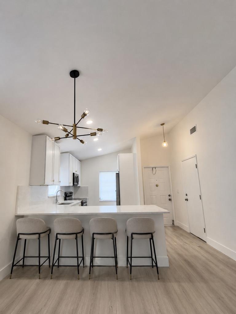 8101 Sweetbriar Way, Boca Raton FL 33496 photo 4