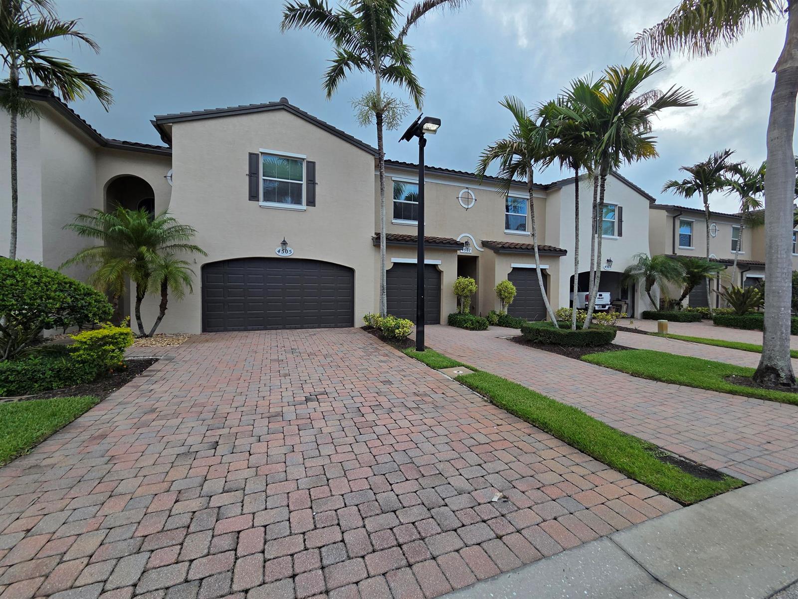 4507 Mediterranean Circle, West Palm Beach FL 33418