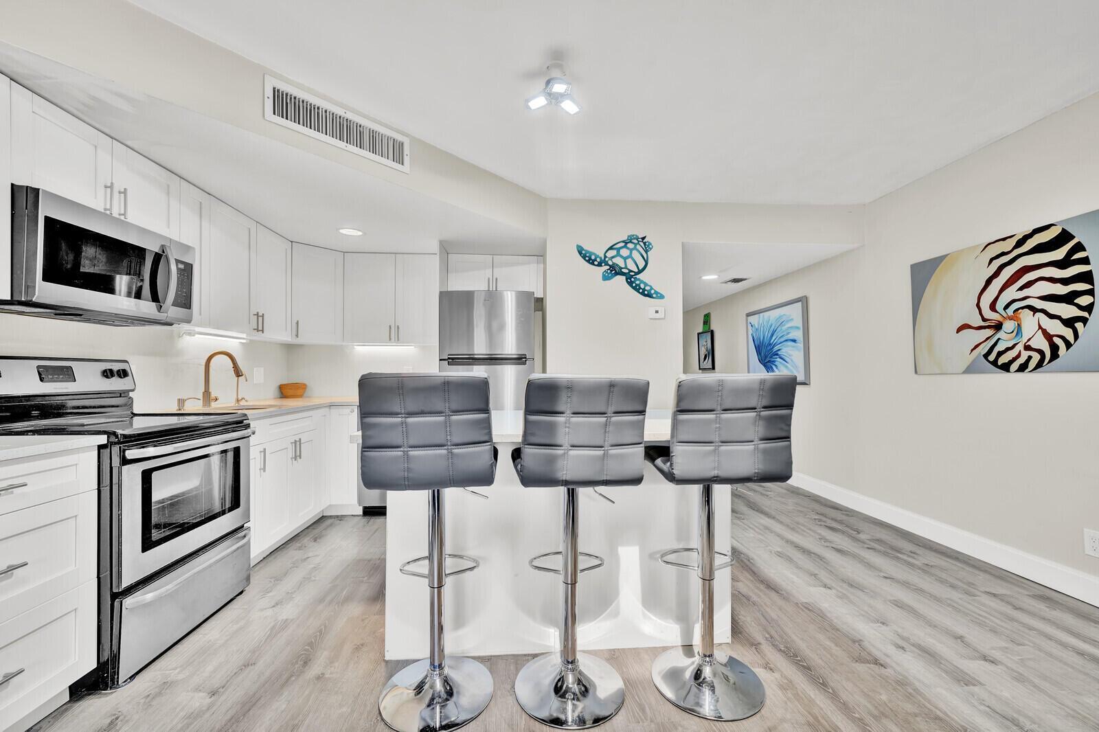 25 Deer Creek Road # C101, Deerfield Beach FL 33442 photo 5