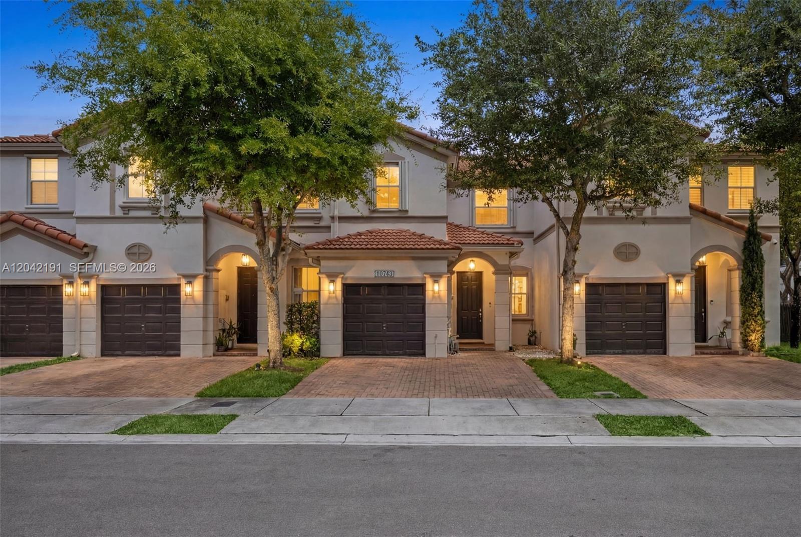 10743 NW 78th Ter, Doral FL 33178