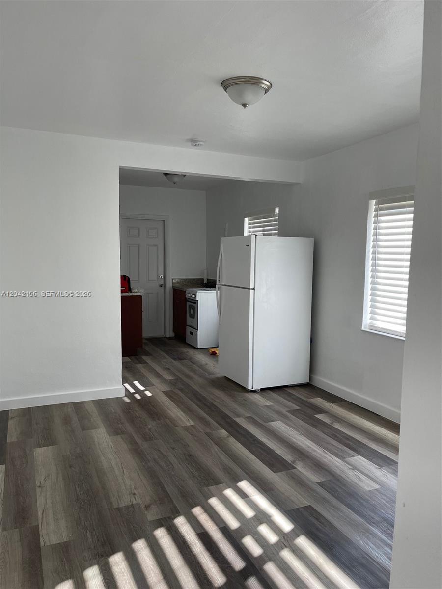430 SW 6th Ave # 8, Miami FL 33130 photo 3