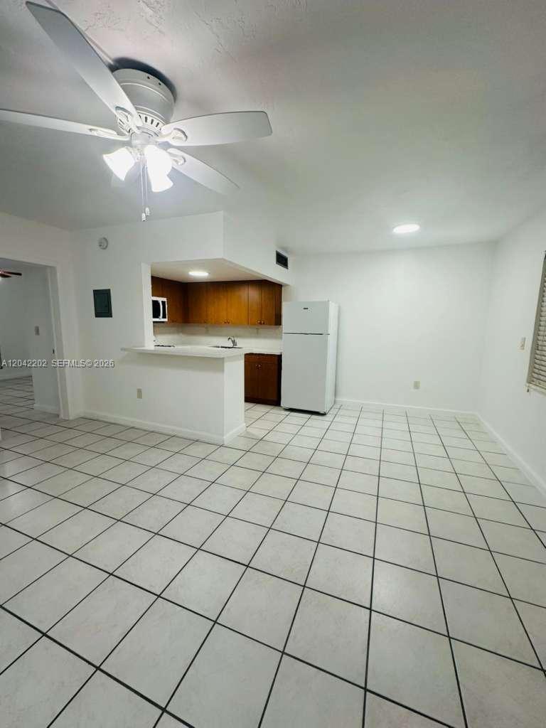 1230 W 54th St # 202A, Hialeah FL 33012