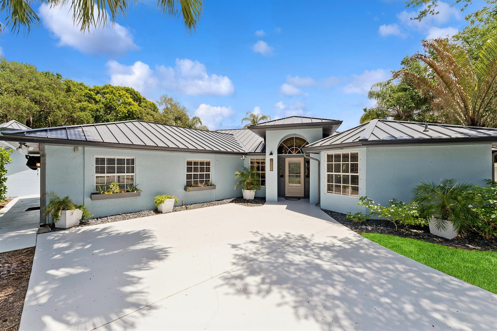 2317 SW Abner Road, Port St. Lucie FL 34953