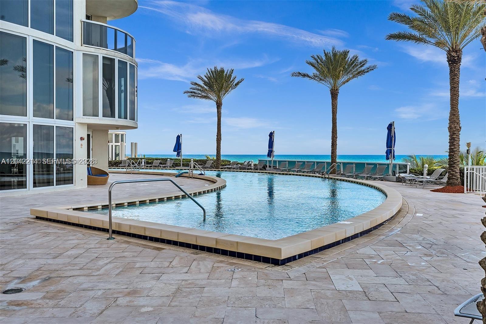17201 Collins Ave+Den # 803, Sunny Isles Beach FL 33160 photo 2