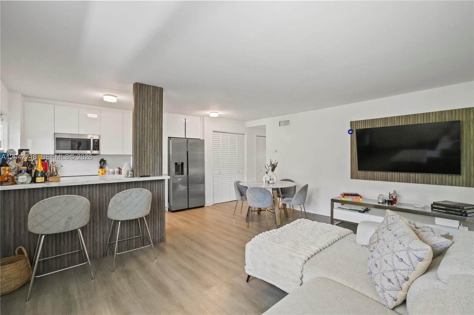 1614 West Ave # 203, Miami Beach FL 33139 photo 2