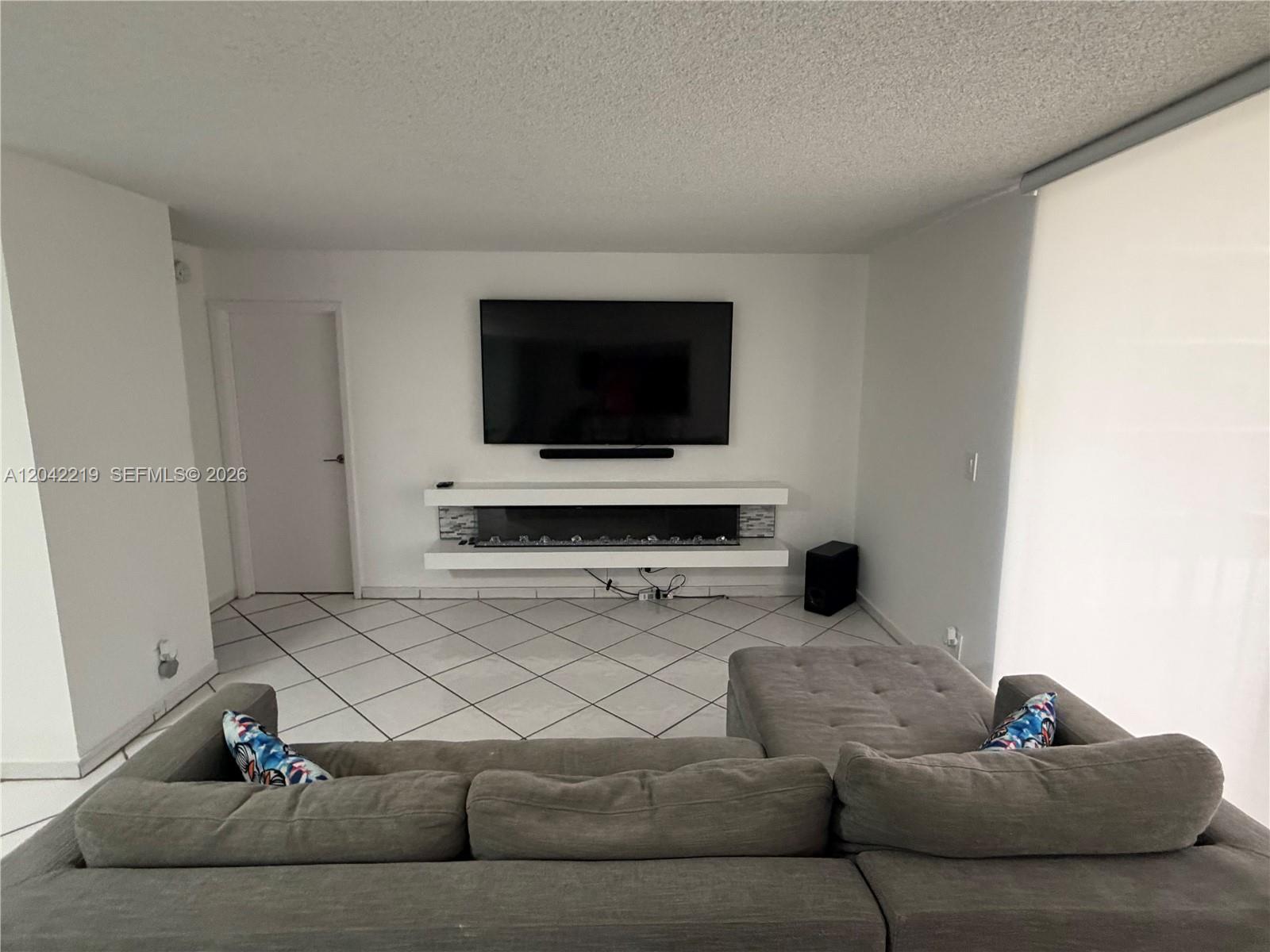 2625 Collins Ave # 420, Miami Beach FL 33140 photo 5