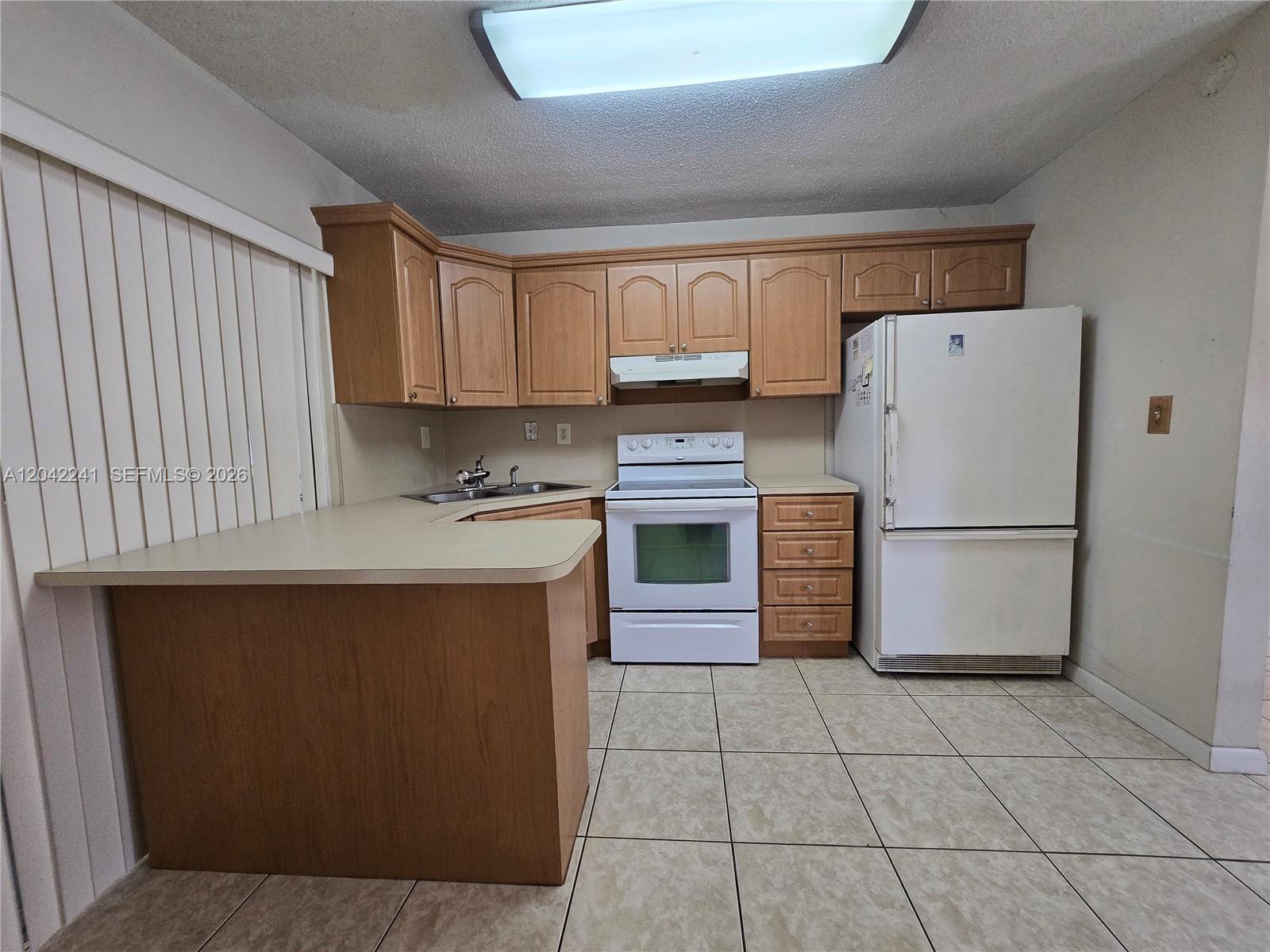 4717 NW 50th St, Tamarac FL 33319 photo 4