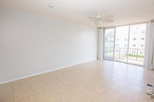 301 Croton Avenue # 303, Lantana FL 33462 photo 5
