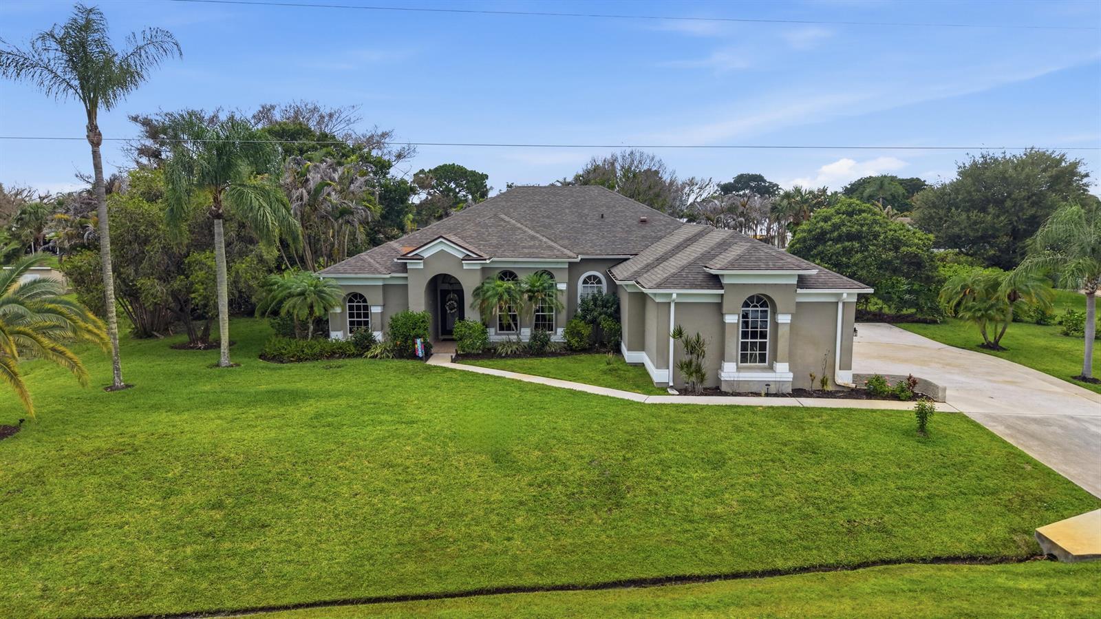 2598 SE Hamden Road, Port St. Lucie FL 34952