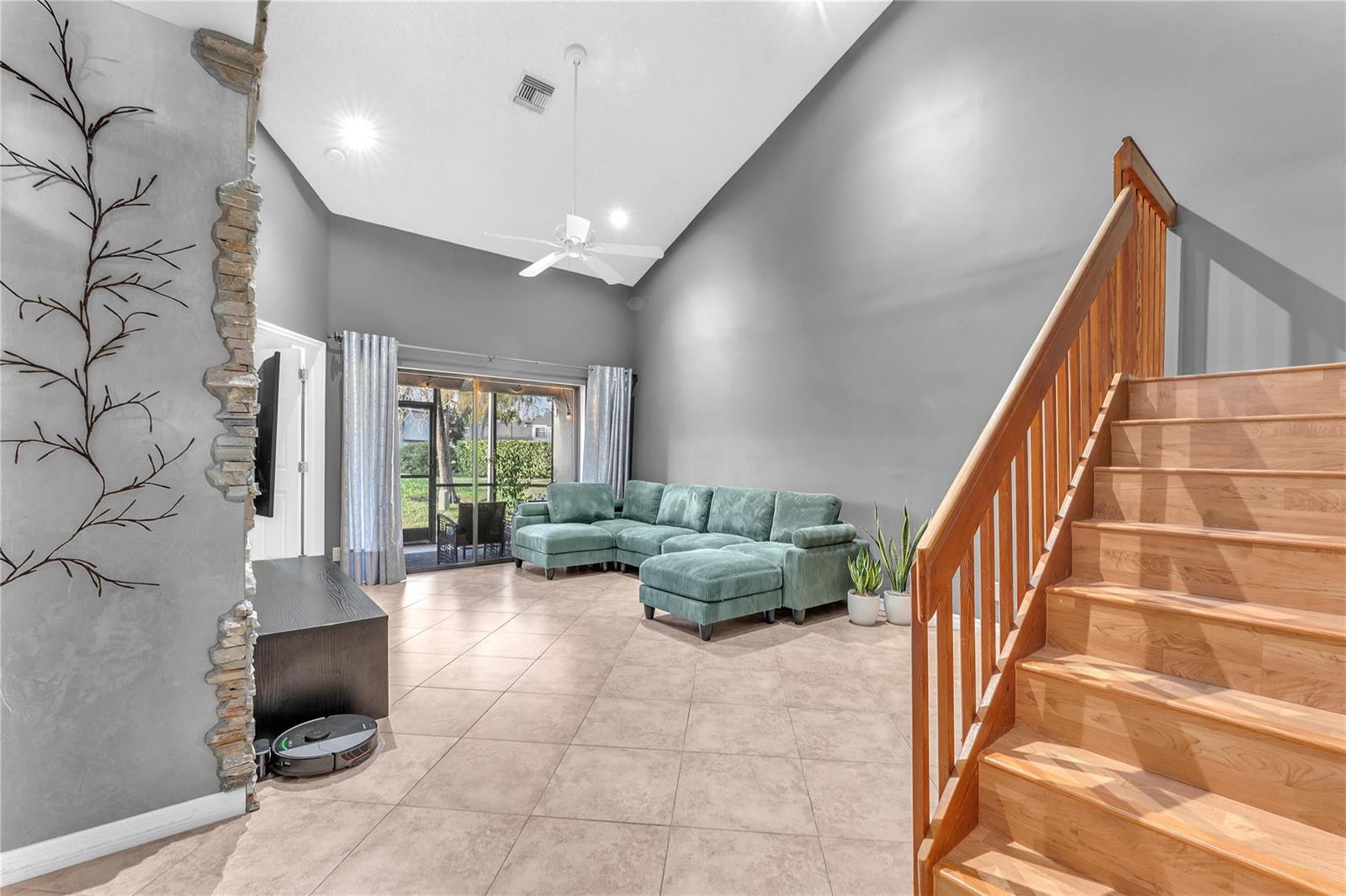 8407 NW 78th Court, Tamarac FL 33321 photo 3