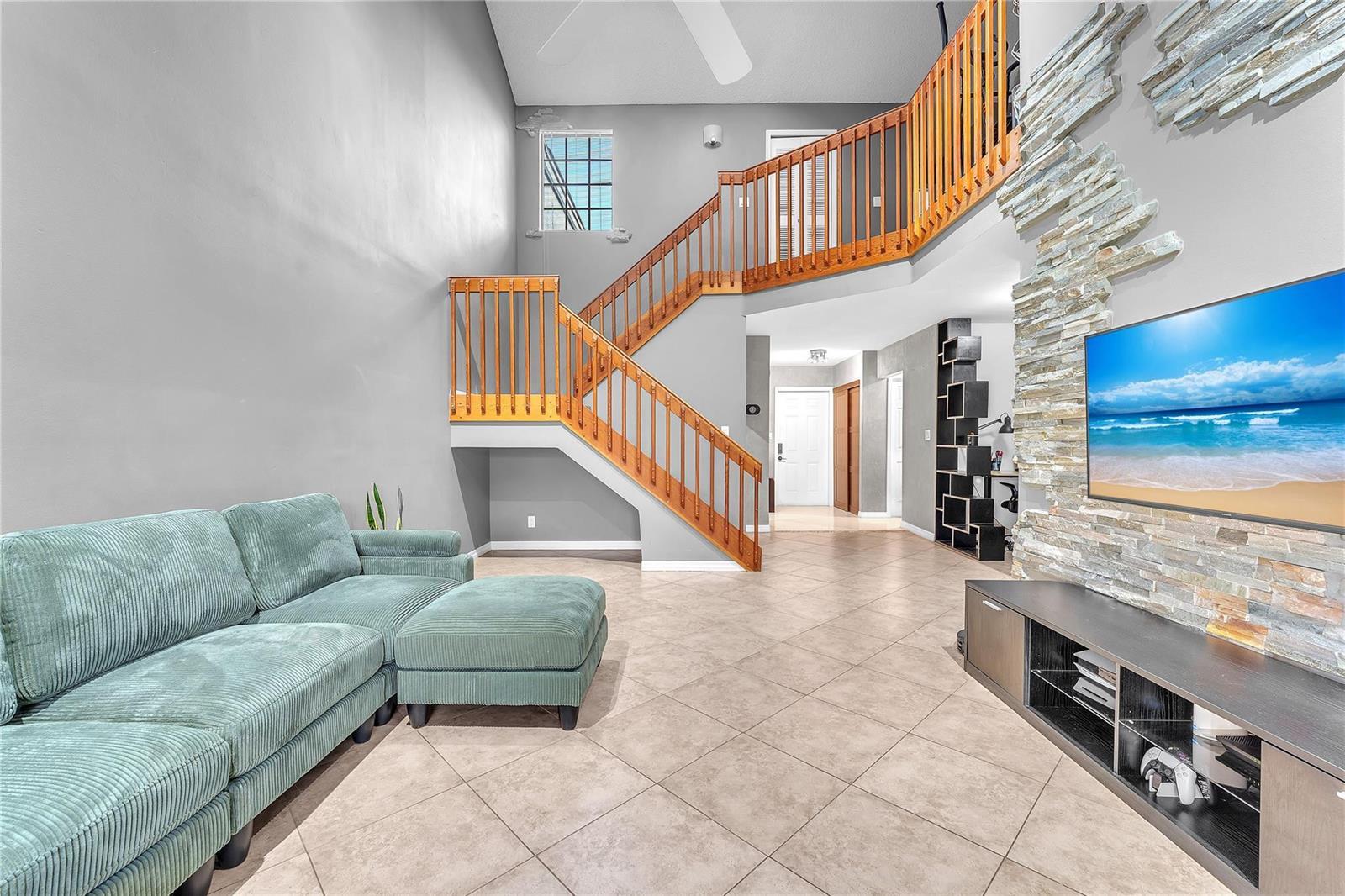 8407 NW 78th Court, Tamarac FL 33321 photo 5