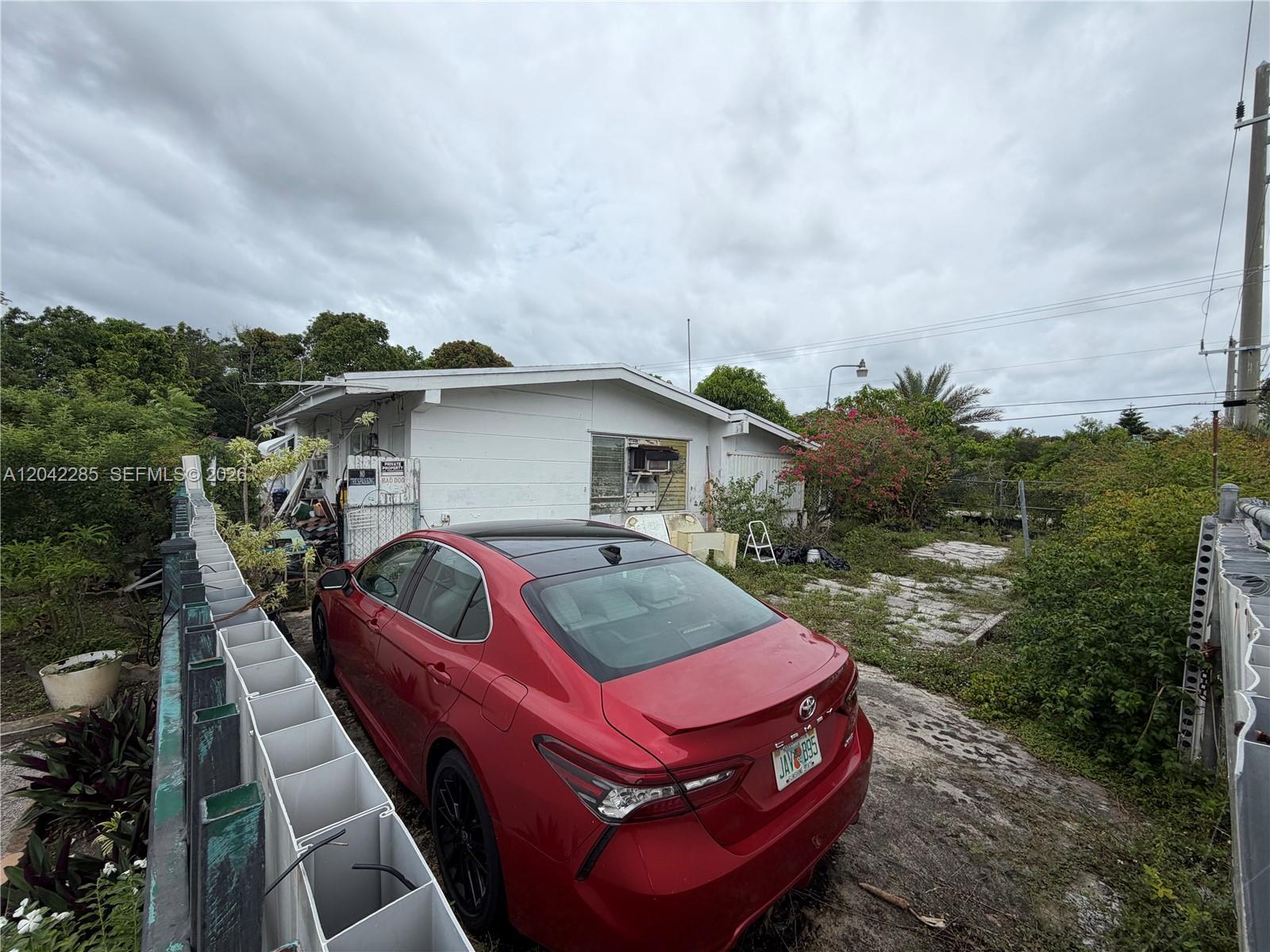 16225 NE 2nd Ave, Miami FL 33162 photo 2