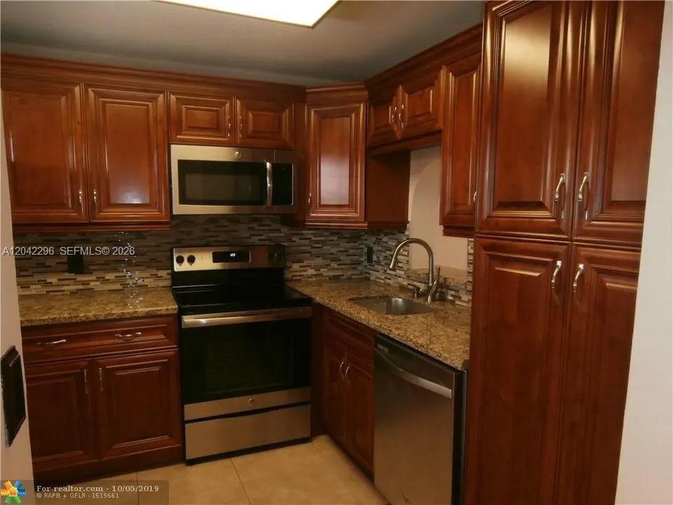 7830 NW 33rd St # 206, Davie FL 33024 photo 2
