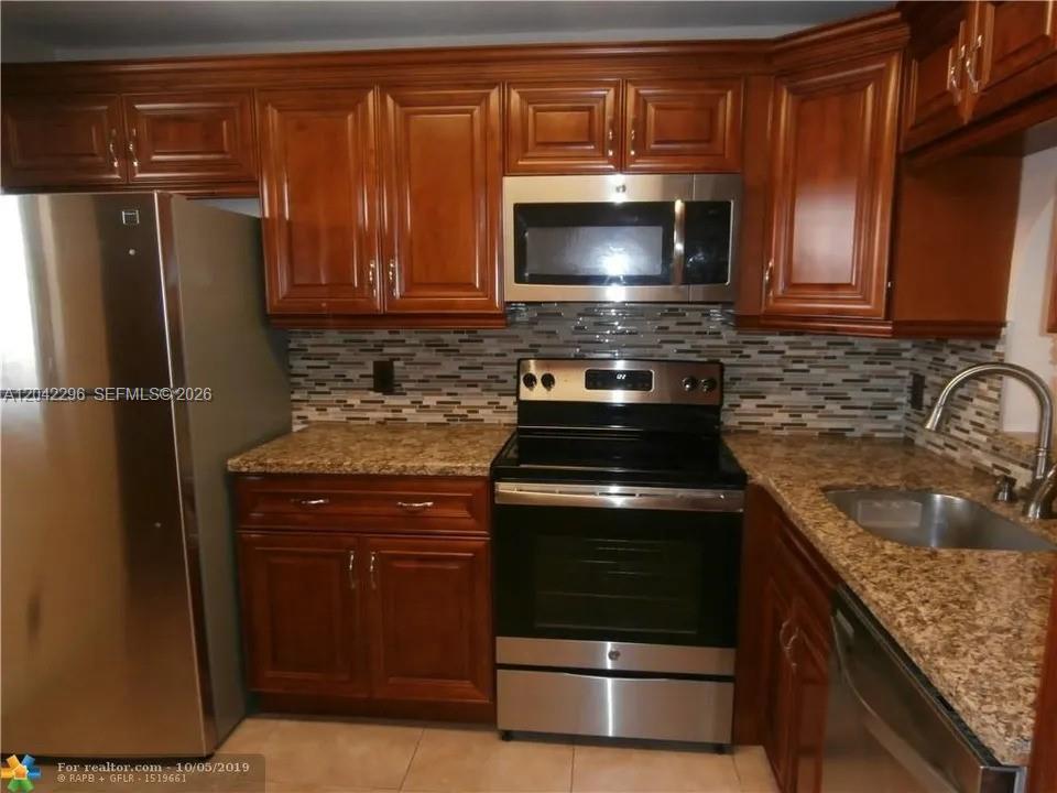 7830 NW 33rd St # 206, Davie FL 33024 photo 3