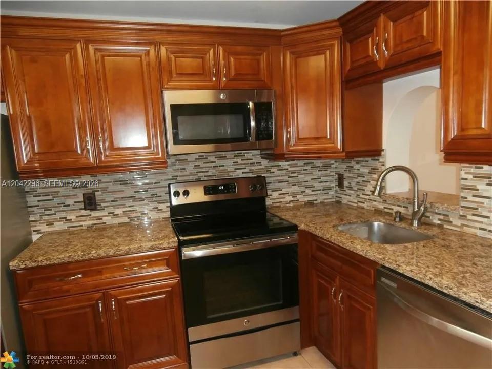 7830 NW 33rd St # 206, Davie FL 33024 photo 4