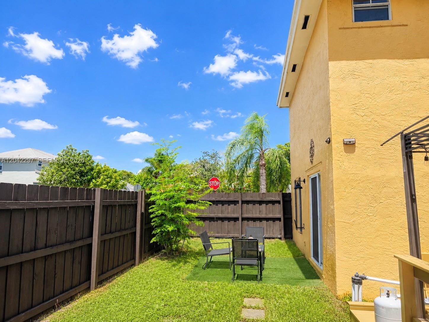 5788 Woodland Point Dr, Tamarac FL 33319 photo 4