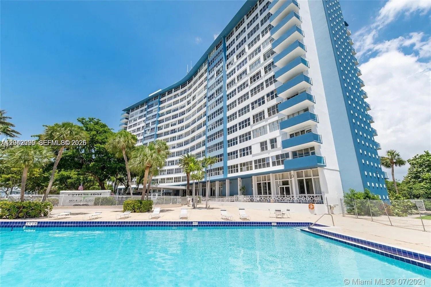 7441 Wayne Ave # 15i, Miami Beach FL 33141 photo 4