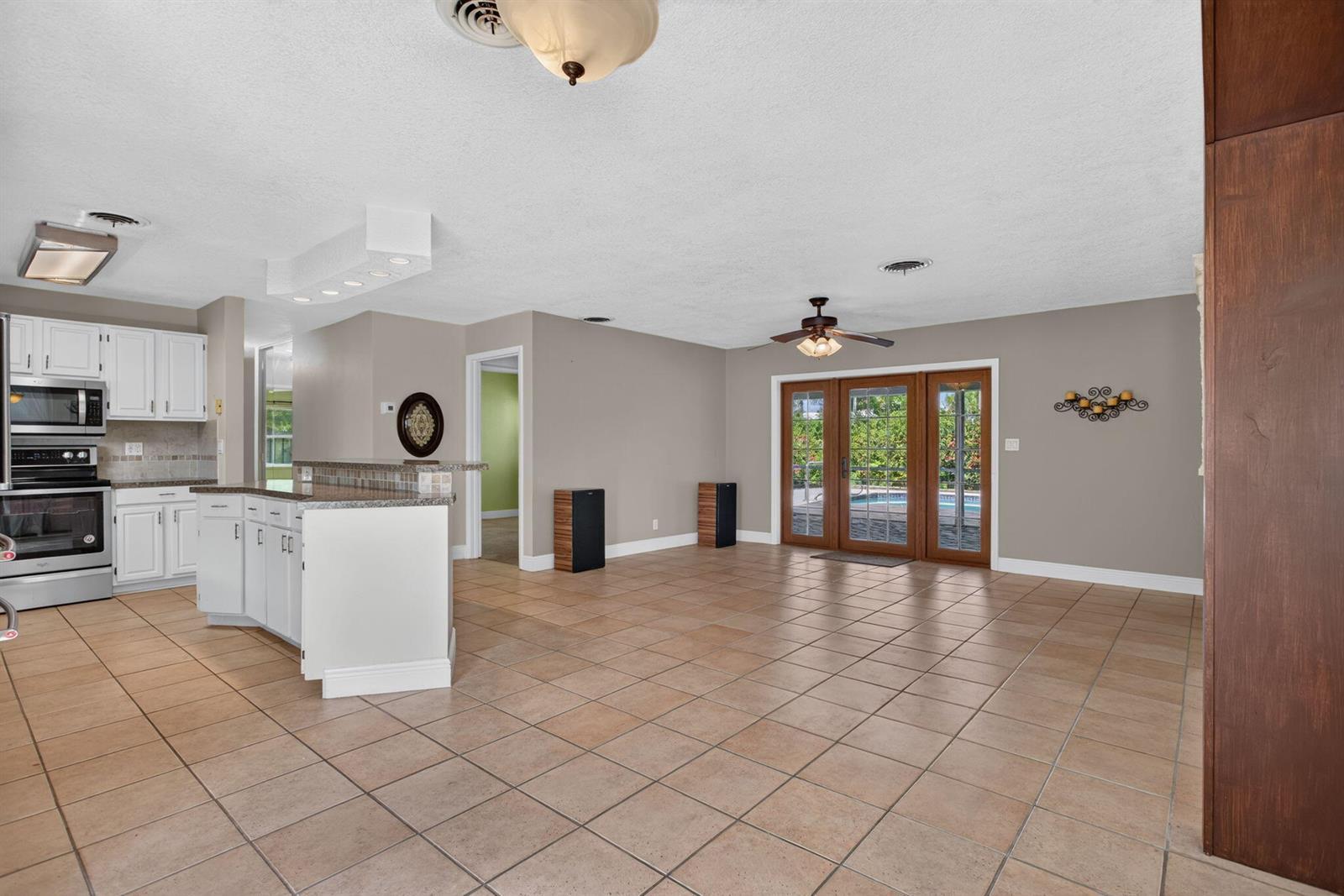 4931 NE 27th Avenue, Lighthouse Point FL 33064 photo 4