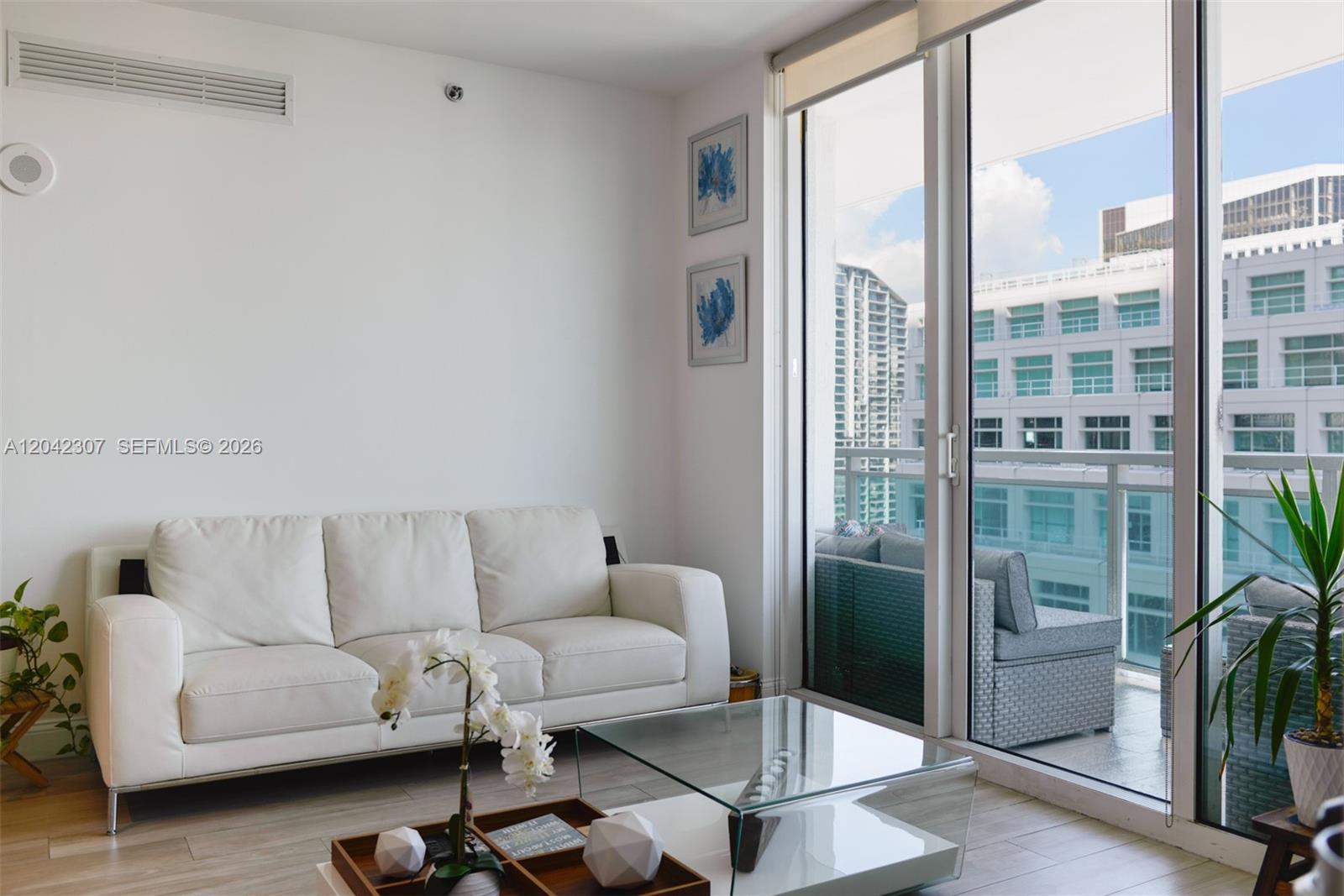 950 Brickell Bay Dr # 3406, Miami FL 33131 photo 5
