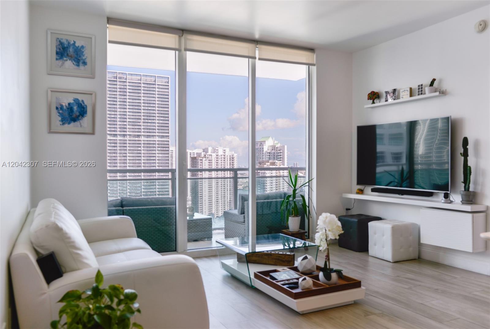 950 Brickell Bay Dr # 3406, Miami FL 33131 photo 4