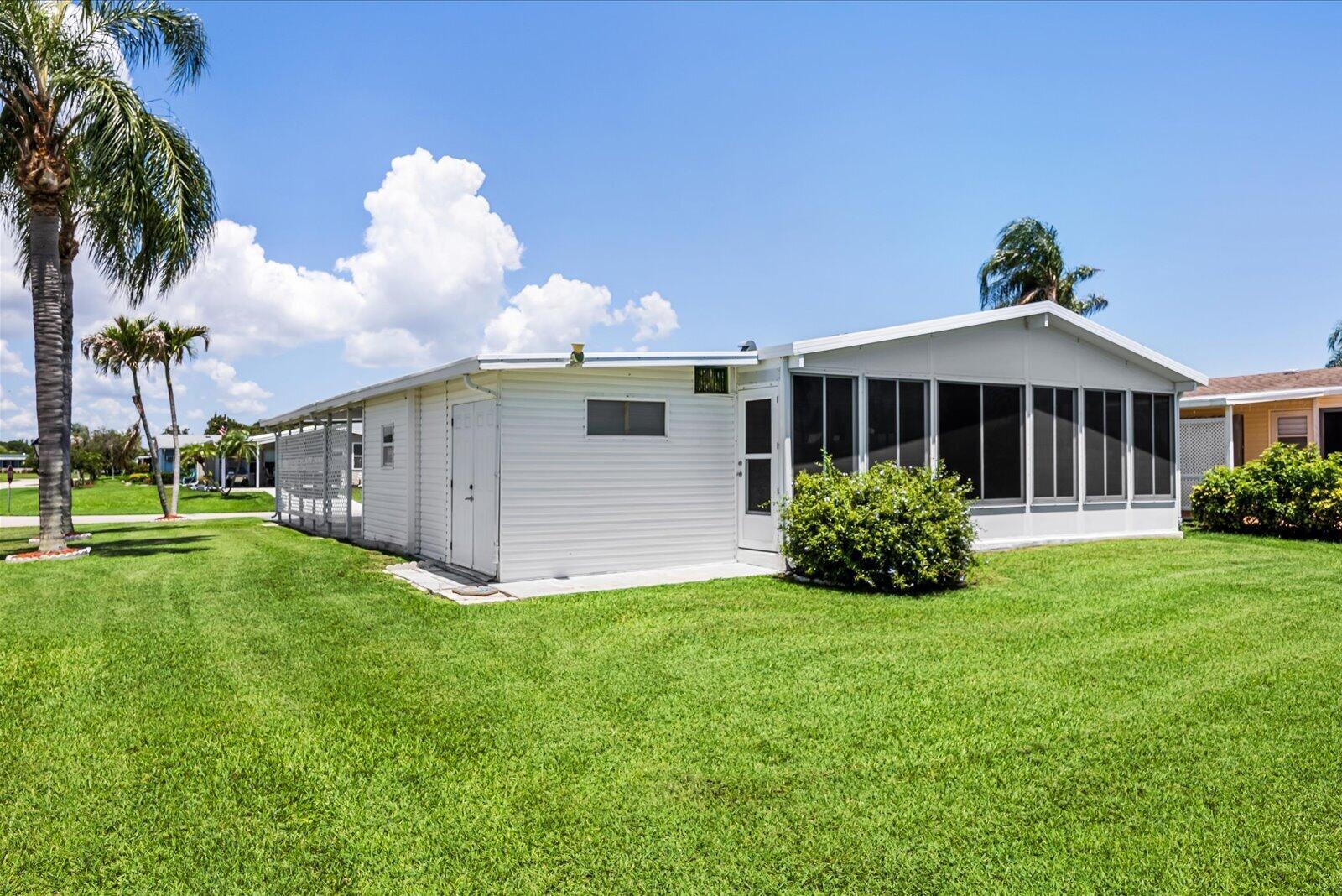 8498 Labelia Court, Port St. Lucie FL 34952 photo 2