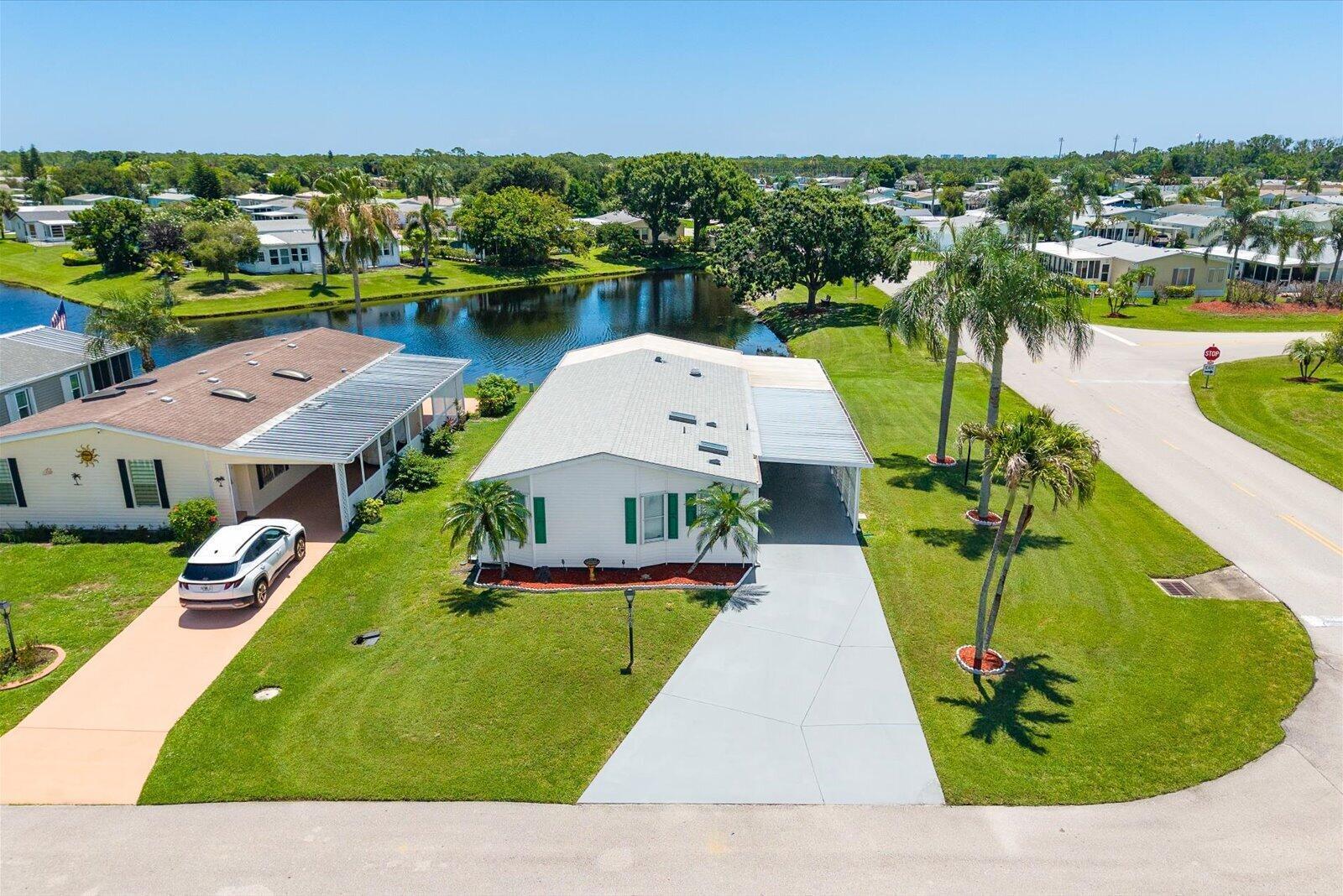 8498 Labelia Court, Port St. Lucie FL 34952 photo 3