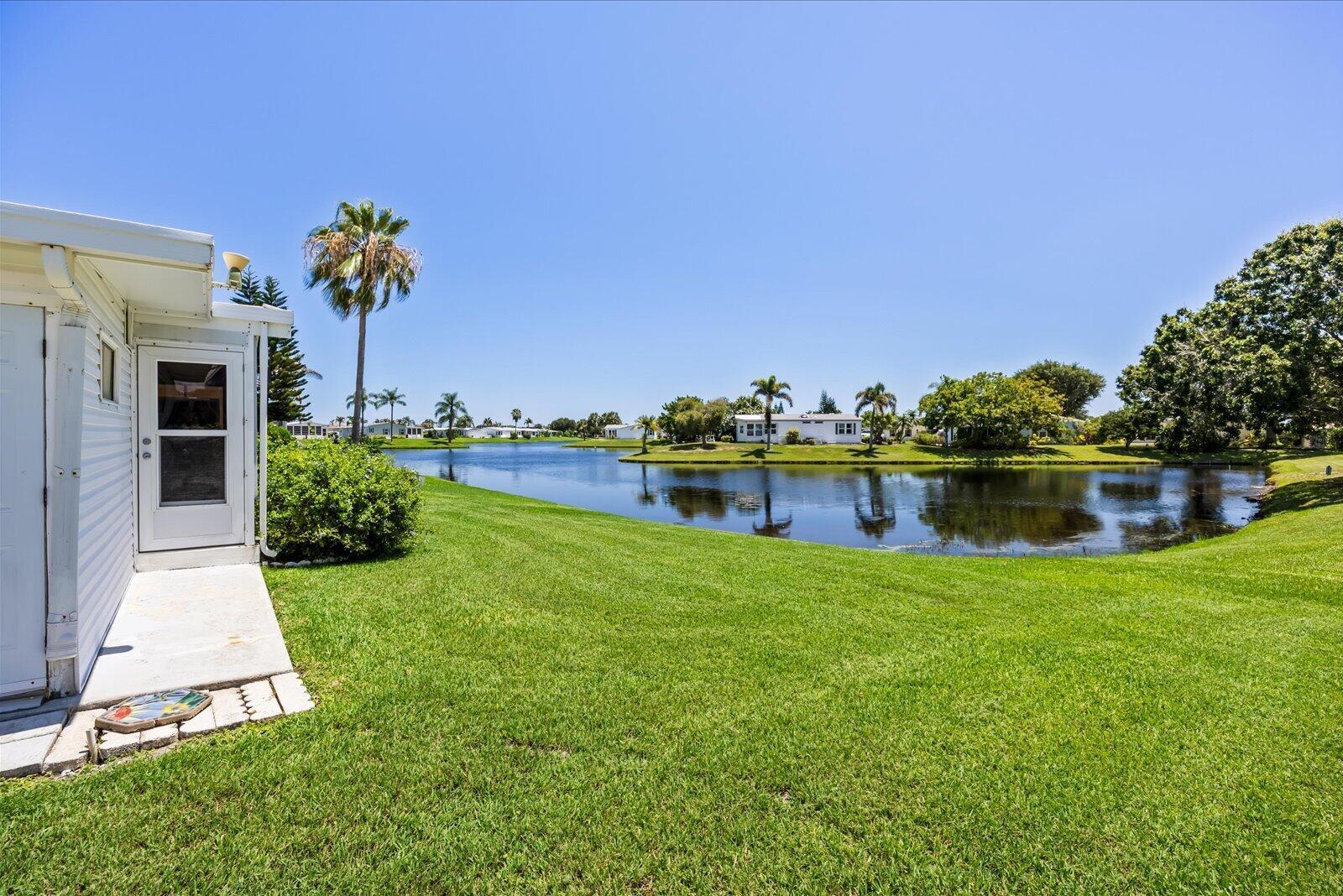 8498 Labelia Court, Port St. Lucie FL 34952 photo 4