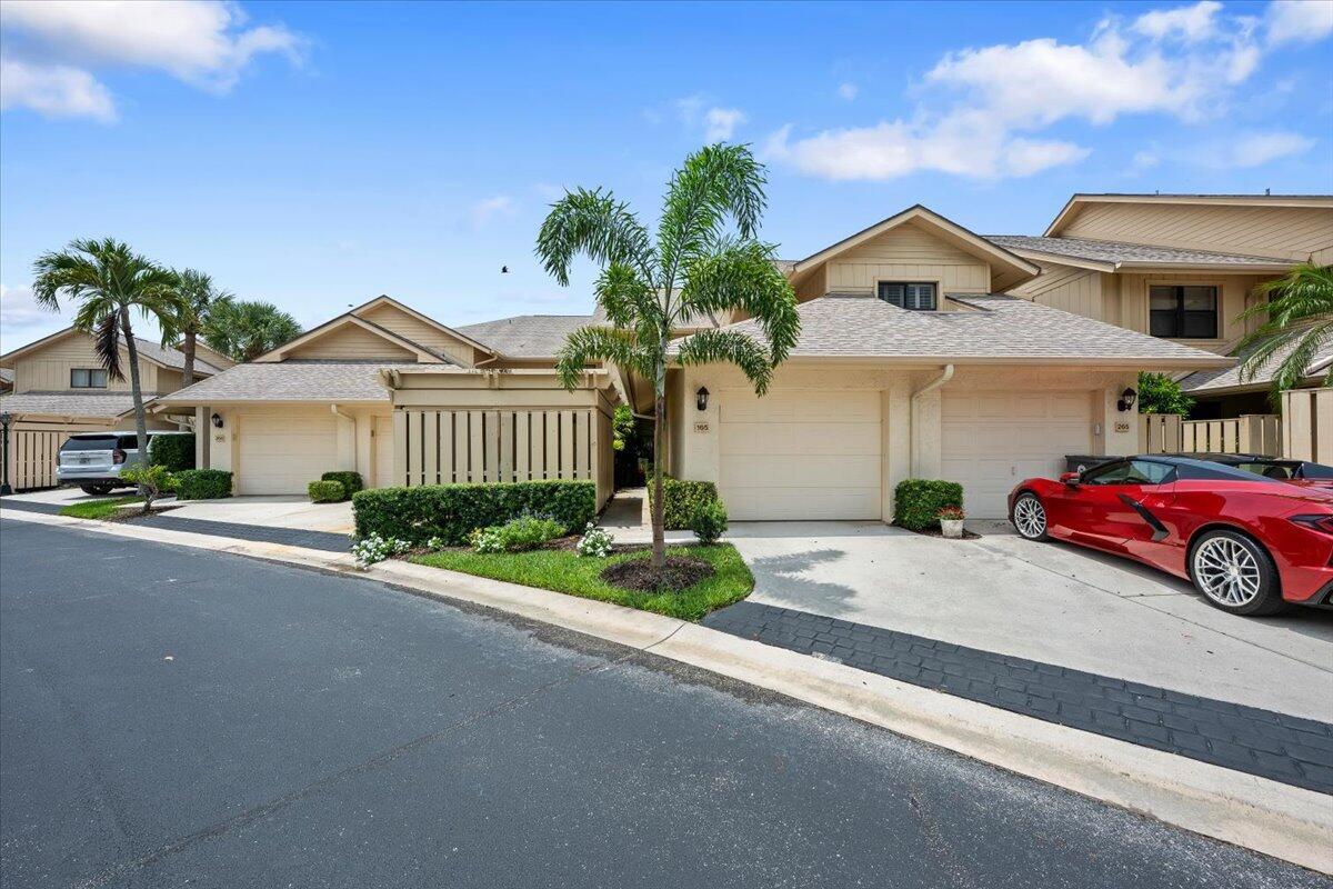 16913 Waterbend Drive # 165, Jupiter FL 33477
