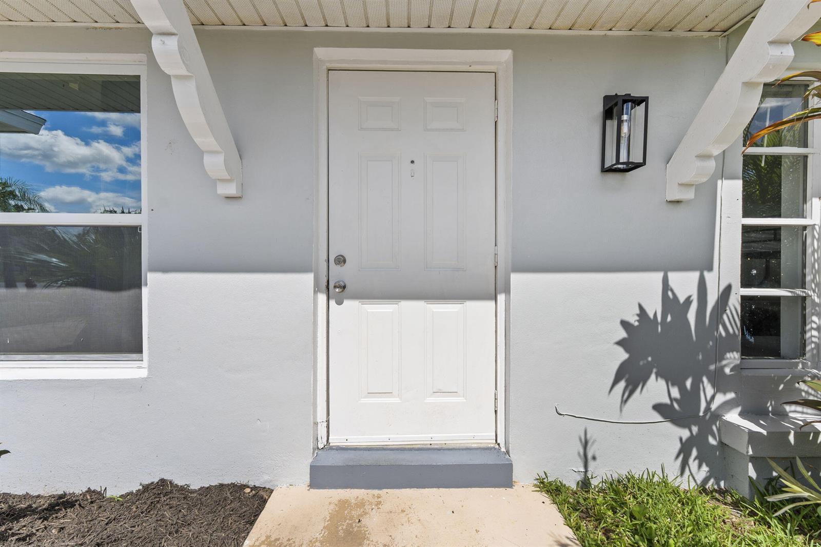 276 NE Summer Road, Port St. Lucie FL 34983 photo 2