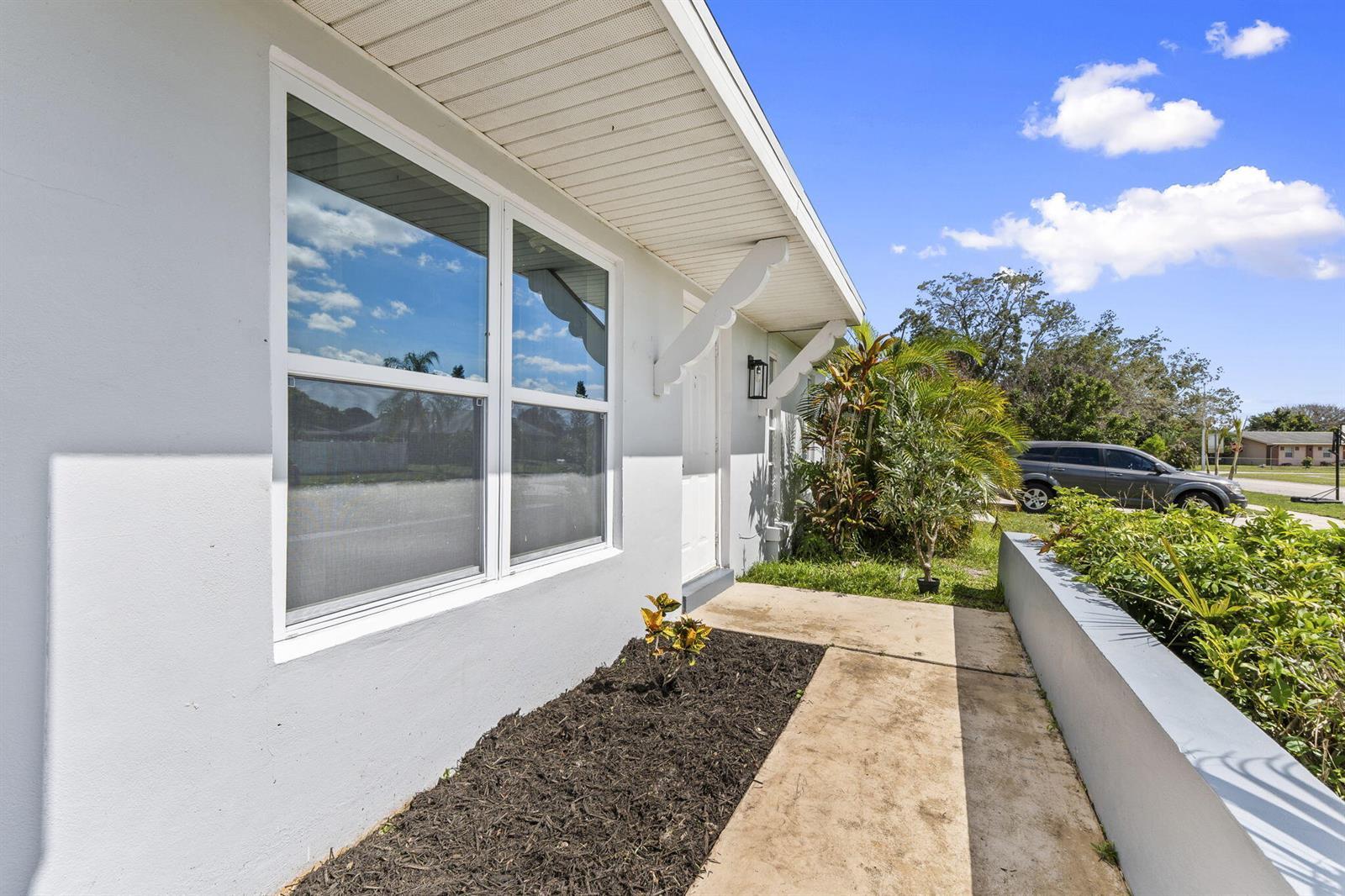 276 NE Summer Road, Port St. Lucie FL 34983
