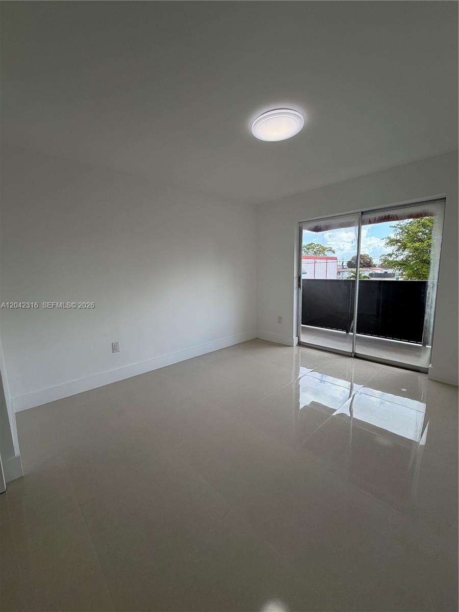 1551 W Okeechobee Rd # 9, Hialeah FL 33010 photo 5