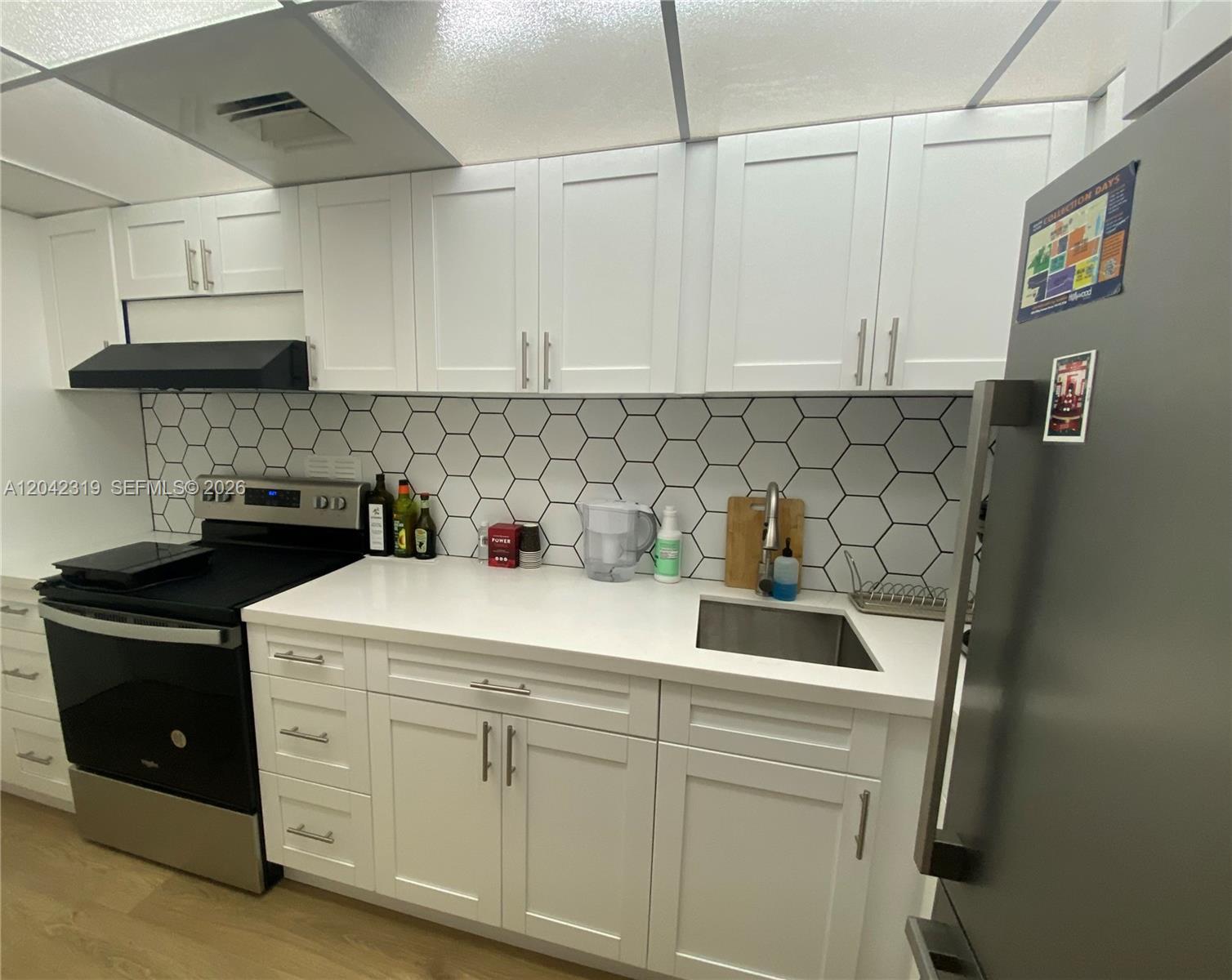 1000 West Avenue # 531, Miami Beach FL 33139 photo 2