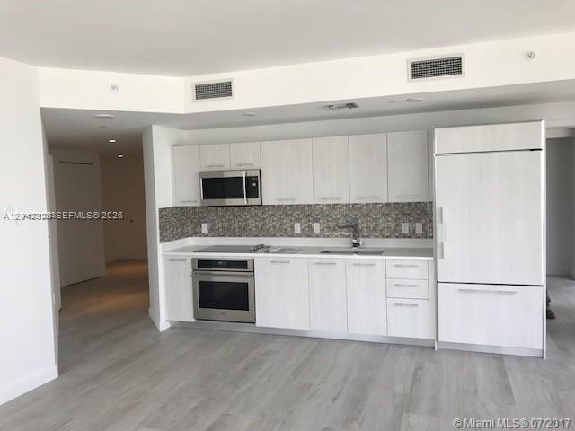 55 SW 9th St # 2103, Miami FL 33130 photo 3