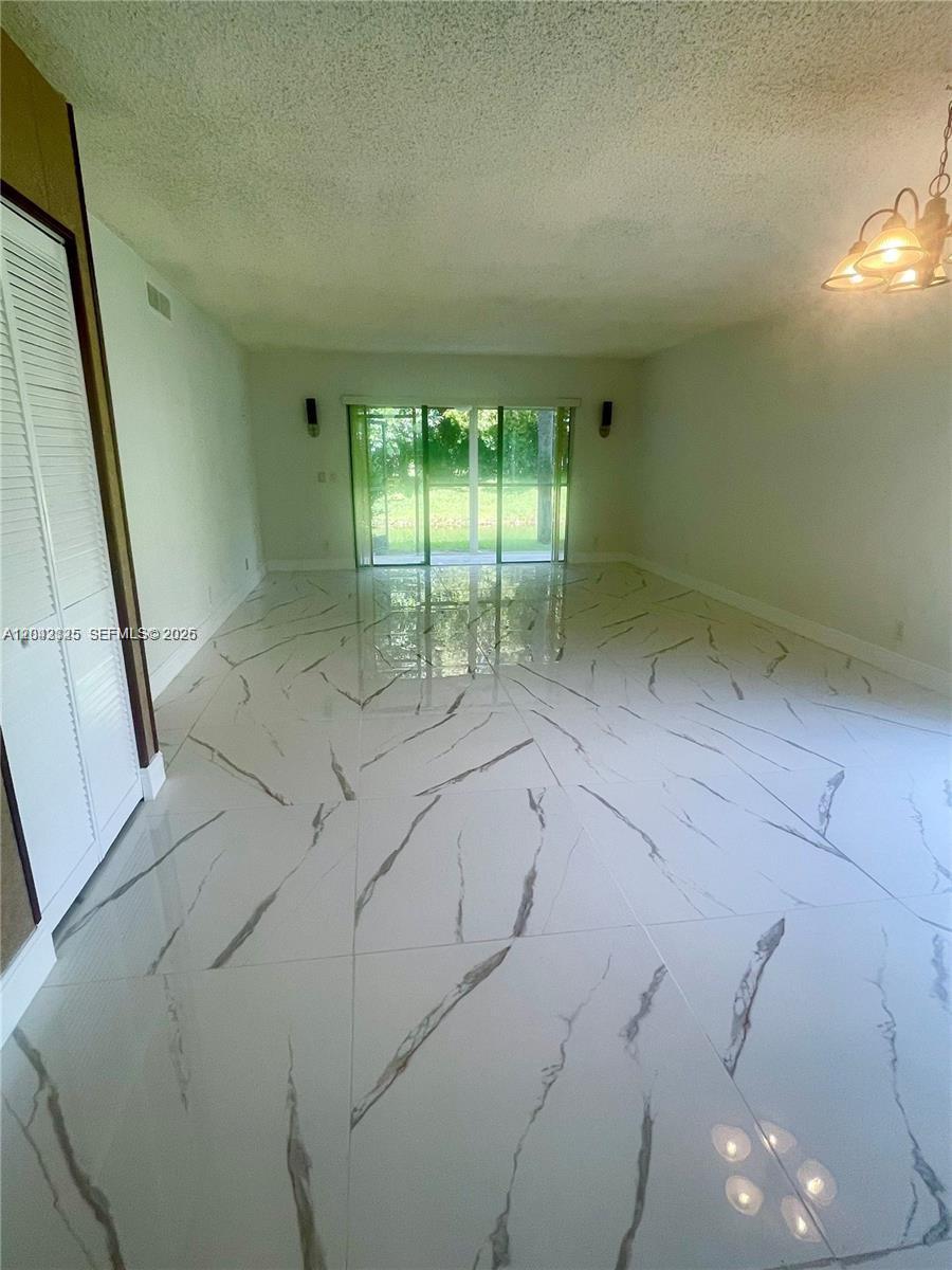 403 Lakeview Dr # 106, Weston FL 33326 photo 3
