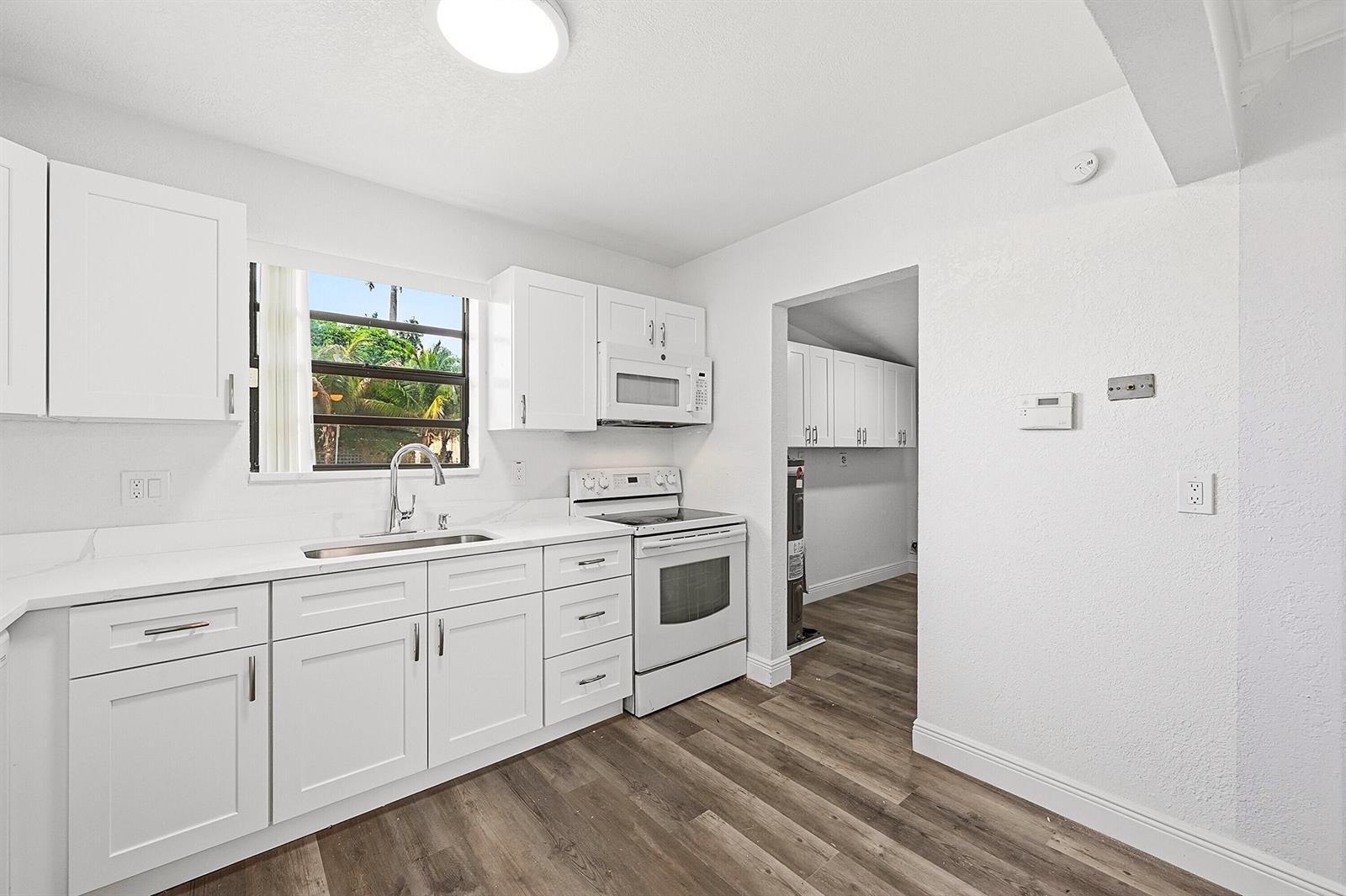 4401 NW 33rd Street, Lauderdale Lakes FL 33319 photo 3