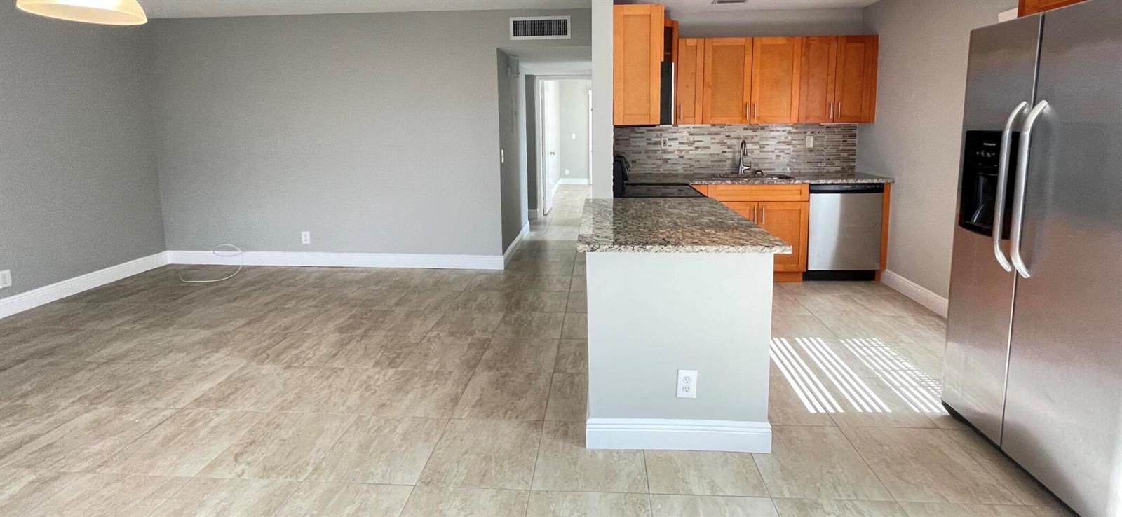 174 Burgundy D Avenue # 174, Delray Beach FL 33484 photo 2